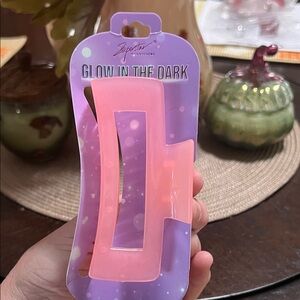 NEW Glow in the Dark Pink Hair Clip